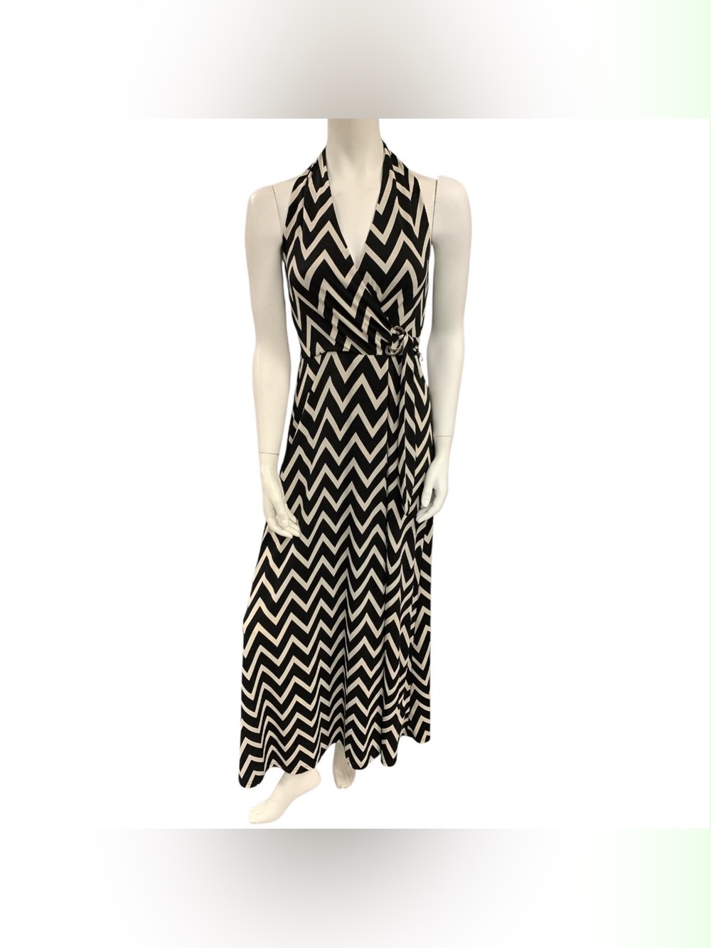 Nirhil Black and White Chevron Halter Maxi Dress Size M